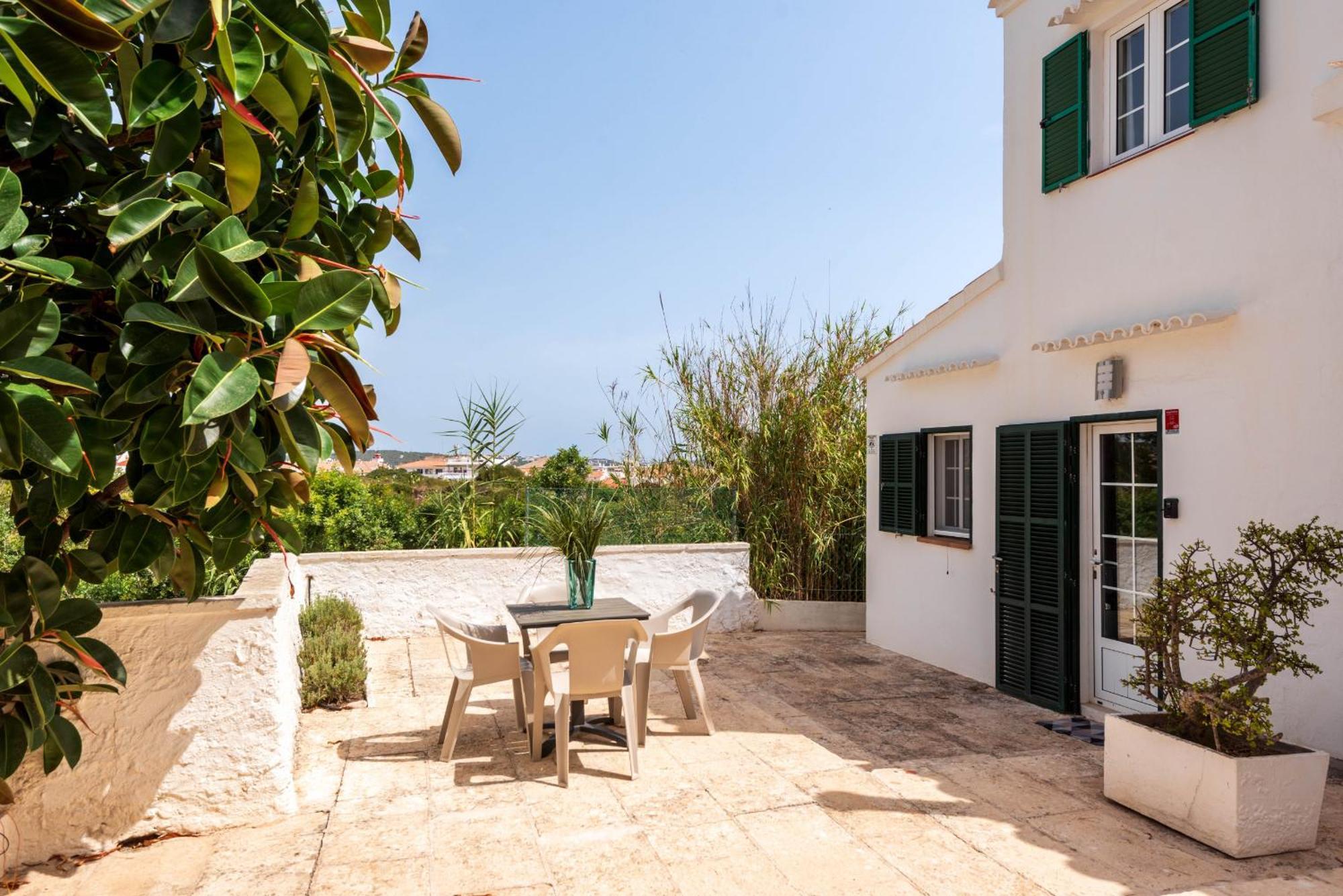 Hort D'Es Milord - Es Castell Villa Es Castell  Exteriör bild